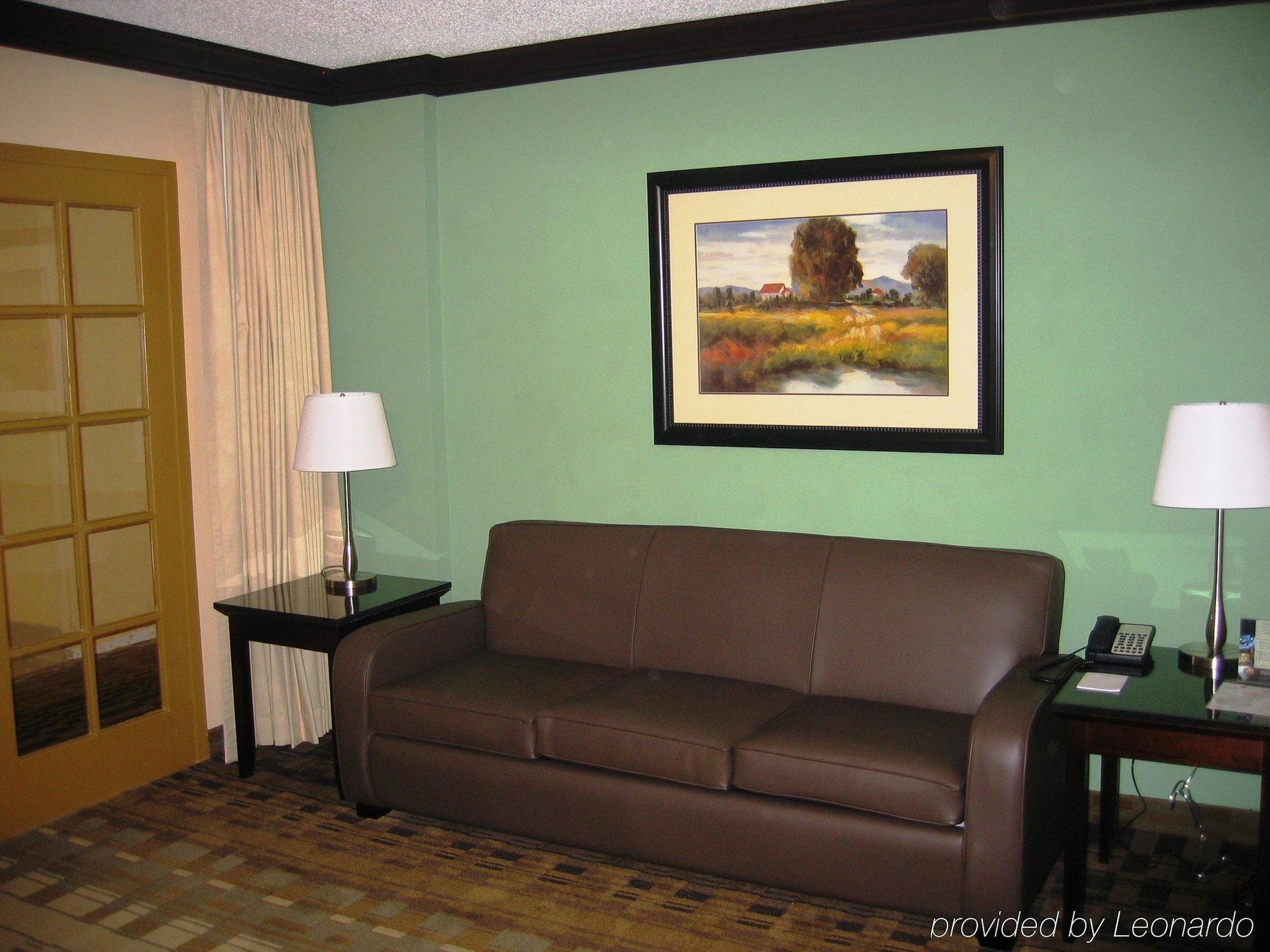 Crowne Plaza Suites Houston - Near Sugar Land Habitación foto
